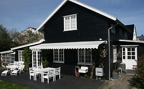 Villa Humlebæk B&B